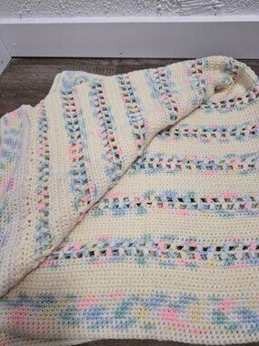 Handmade Crocheted Baby Blanket Pastel Yellow Pink Blue Green Accents  26"x30"